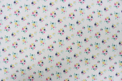 Riley Blake Printed Cotton - Mini Bouquet Cream 112cm